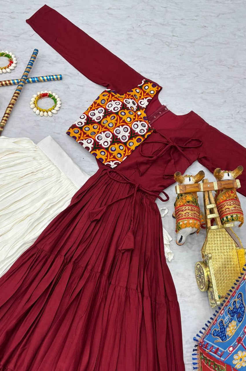 Pure Cotton Gamthi Work Lehenga Choli – 6 Meter Flair | Navratri 2025 Festive Wear