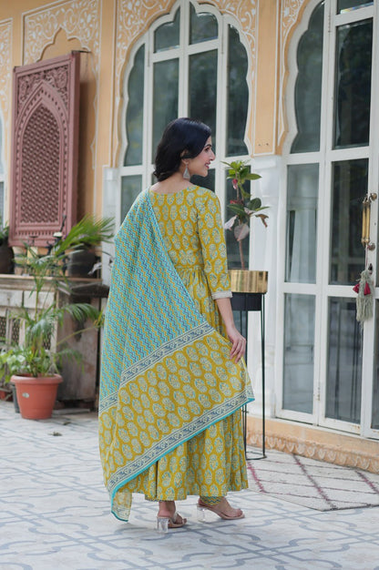 Pure Cotton Kurti Pant Dupatta Set | Coffee & Green | Ethnic Luxe