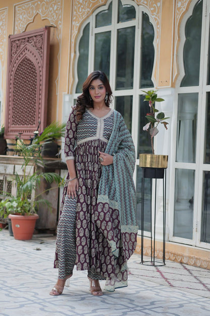 Pure Cotton Kurti Pant Dupatta Set | Coffee & Green | Ethnic Luxe