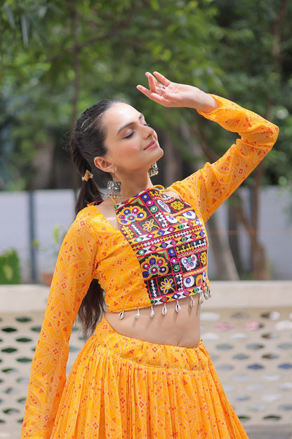 Bandhej Print Navratri Lehenga Choli with Gamthi Embroidery & Gotta Patti Lace – 12 Meter Flair (Fully Stitched)