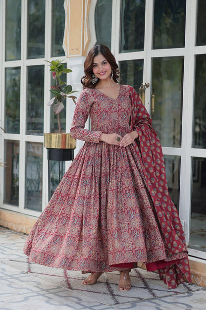 Elegant Red Pure Cotton Kurti Pant Dupatta Set 👜